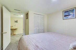 Harrison Home w/ Grill & Lake Views: Walk to Town!