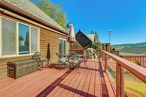 Harrison Home w/ Grill & Lake Views: Walk to Town!
