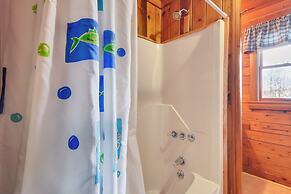Charming Lovell Cabin - 7 Mi to Kezar Lake!