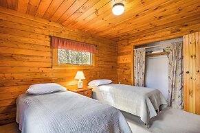 Charming Lovell Cabin - 7 Mi to Kezar Lake!