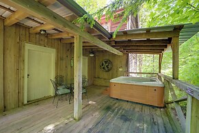 Fire Pit & Hot Tub: Dog-friendly Marion Retreat