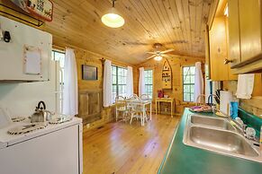 Marion Cabin w/ Hot Tub, On-site Nature Trails!