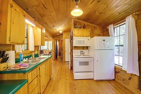 Marion Cabin w/ Hot Tub, On-site Nature Trails!