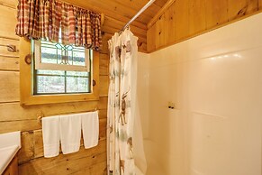 Marion Cabin w/ Hot Tub, On-site Nature Trails!