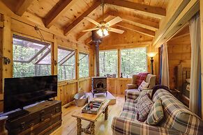 Marion Cabin w/ Hot Tub, On-site Nature Trails!