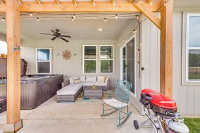 Platte City Retreat w/ Patio, Near Kansas City!