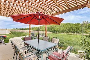 Platte City Retreat w/ Patio, Near Kansas City!