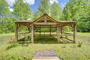 Hot Tub & Deck: Secluded Marion Cabin
