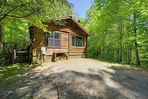 Hot Tub & Deck: Secluded Marion Cabin