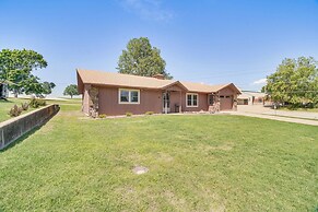 Near Boat Launch: 'hillcrest Hideaway' Grove Home
