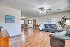 Near Boat Launch: 'hillcrest Hideaway' Grove Home