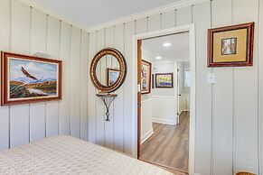 Spacious Madisonville Estate w/ Grill & Pond Views