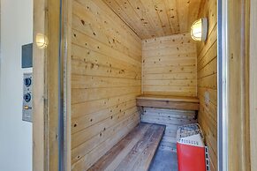 14 Mi to Main Street Moab: Cabin w/ Hot Tub Access