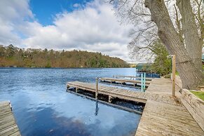 Croton Pond & Muskegon River Cottage w/ Boat Docks