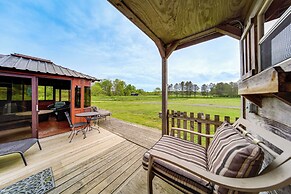 Dog-friendly Cabin Near Pymatuning Lake!