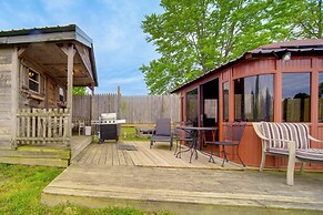 Dog-friendly Cabin Near Pymatuning Lake!