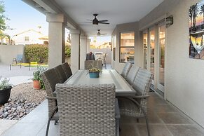 Spacious Pet Friendly 5BR with Pool In Glendale by RedAwning
