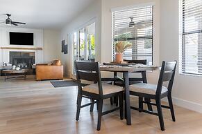 Spacious Pet Friendly 5BR with Pool In Glendale by RedAwning