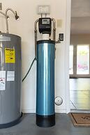 Spacious Pet Friendly 5BR with Pool In Glendale by RedAwning