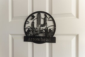 Spacious Pet Friendly 5BR with Pool In Glendale by RedAwning