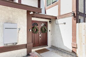 Covello 3 Br W/ Backyard North Hollywood 3 Bedroom Home by RedAwning