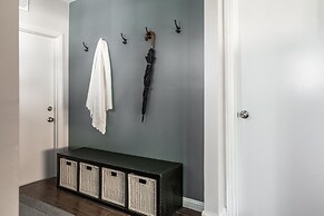 Covello 3 Br W/ Backyard North Hollywood 3 Bedroom Home by RedAwning