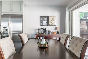 Covello 3 Br W/ Backyard North Hollywood 3 Bedroom Home by RedAwning