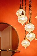 Fox Manor The Ultimate Fresno Getaway 5 Bedroom Home by RedAwning