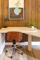 Fox Manor The Ultimate Fresno Getaway 5 Bedroom Home by RedAwning