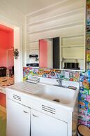 Fox Manor The Ultimate Fresno Getaway 5 Bedroom Home by RedAwning