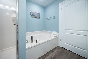 Phoenix Gulf Towers 1802 2 Bedroom Condo