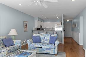 Breakers C32 2 Bedroom Condo by RedAwning