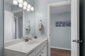 Breakers C32 2 Bedroom Condo by RedAwning