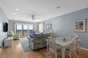 Breakers C32 2 Bedroom Condo by RedAwning