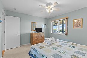 Breakers C32 2 Bedroom Condo by RedAwning