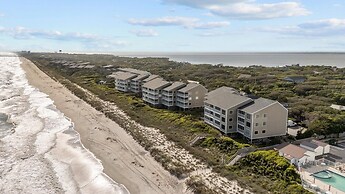 Breakers C32 2 Bedroom Condo by RedAwning