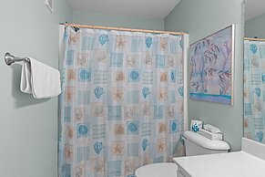 Breakers C32 2 Bedroom Condo by RedAwning