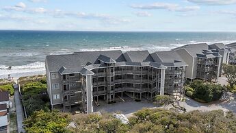 Breakers C32 2 Bedroom Condo by RedAwning