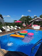Pousada Pink Village
