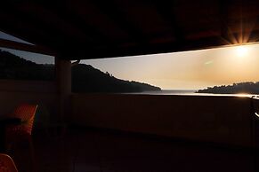 Seafront Apartments Anthony