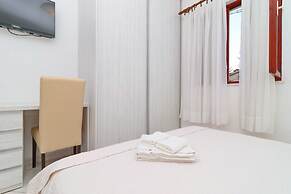 Seafront Apartments Anthony