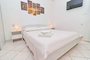 Seafront Apartments Anthony