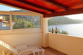 Seafront Apartments Anthony