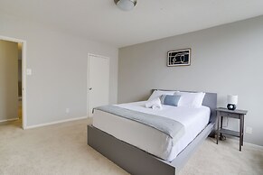 Prime Location Apartment at Crystal City