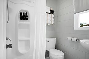 Seabirds Motel At Kure Beach