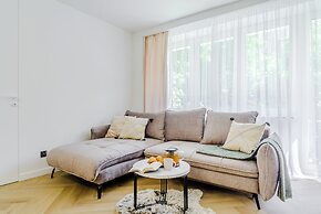 Lumina 4-room apart near Pałac Kultury