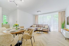 Lumina 4-room apart near Pałac Kultury