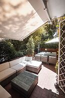 Green Hill Apartment