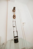 Green Hill Apartment