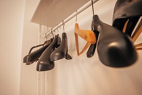 Green Hill Apartment